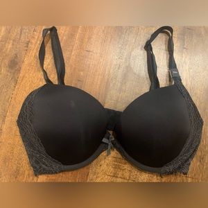 Victoria Secret Dream Angles Push-Up Bra 34/D